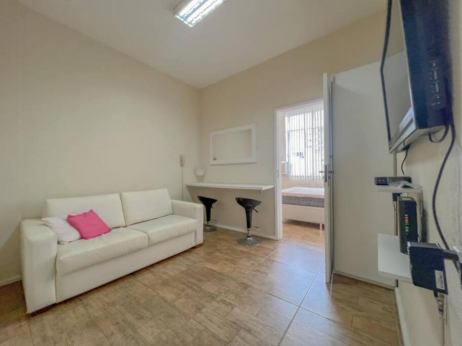 Apto Em Copacabana Lindo E Bem Localizado Apartment Рио де Жанейро Екстериор снимка